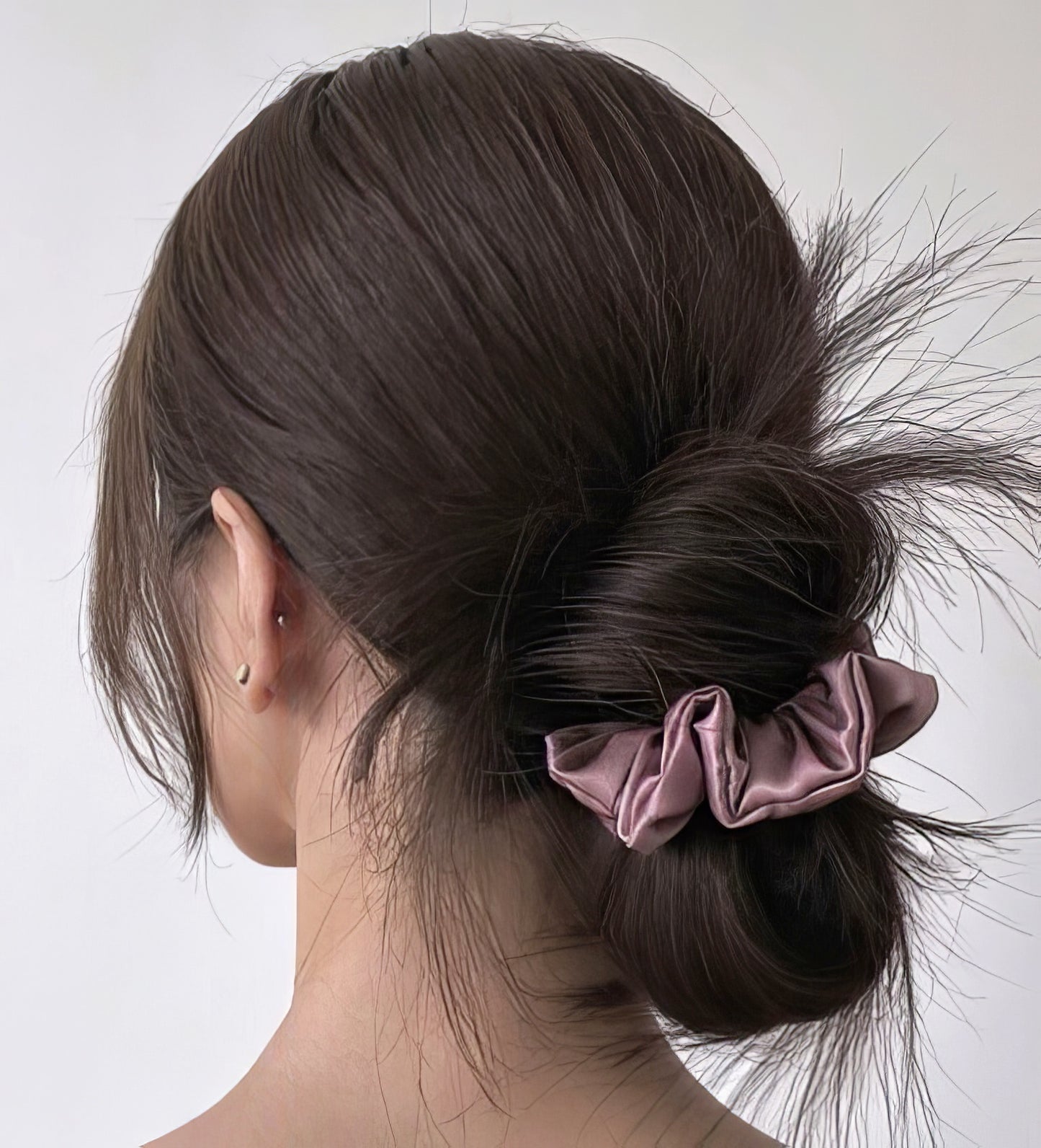 Mulberry Silk Hair Scrunchie in Lotus Pink