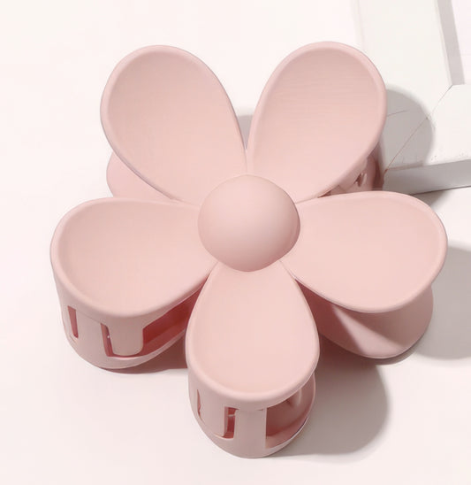 Flower Hair Clamp in Blush Pink