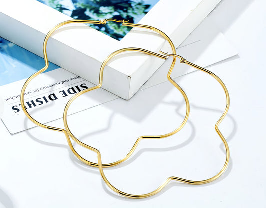 Trendy Oversize Geometric Big Flower Shaped Hoop Earrings in Gold