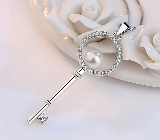 925 Sterling Silver Pearl Crystal Zircon Hollow Key Pendant Necklace Length 45CM