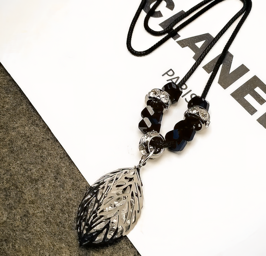 Tree Leaf Pendant Necklace in Black and Silver
