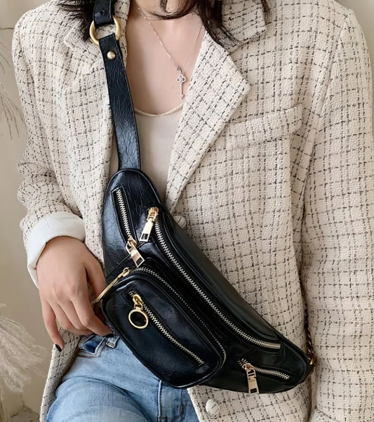 Luxury Leather Designer Shoulder Bag in Black