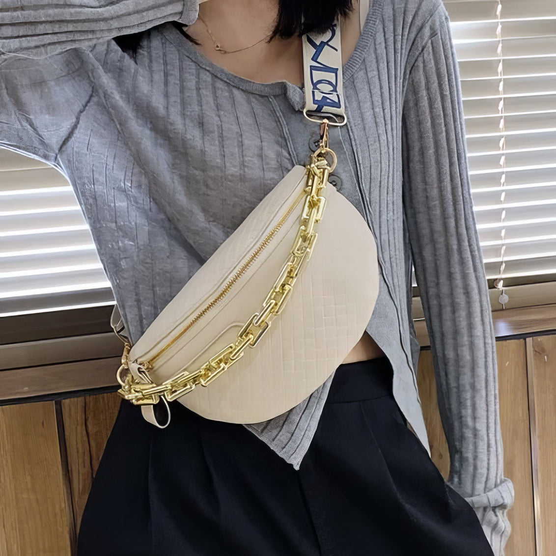 Luxruy Leather  Designer Waist Bag Fanny Pack in White with Chain