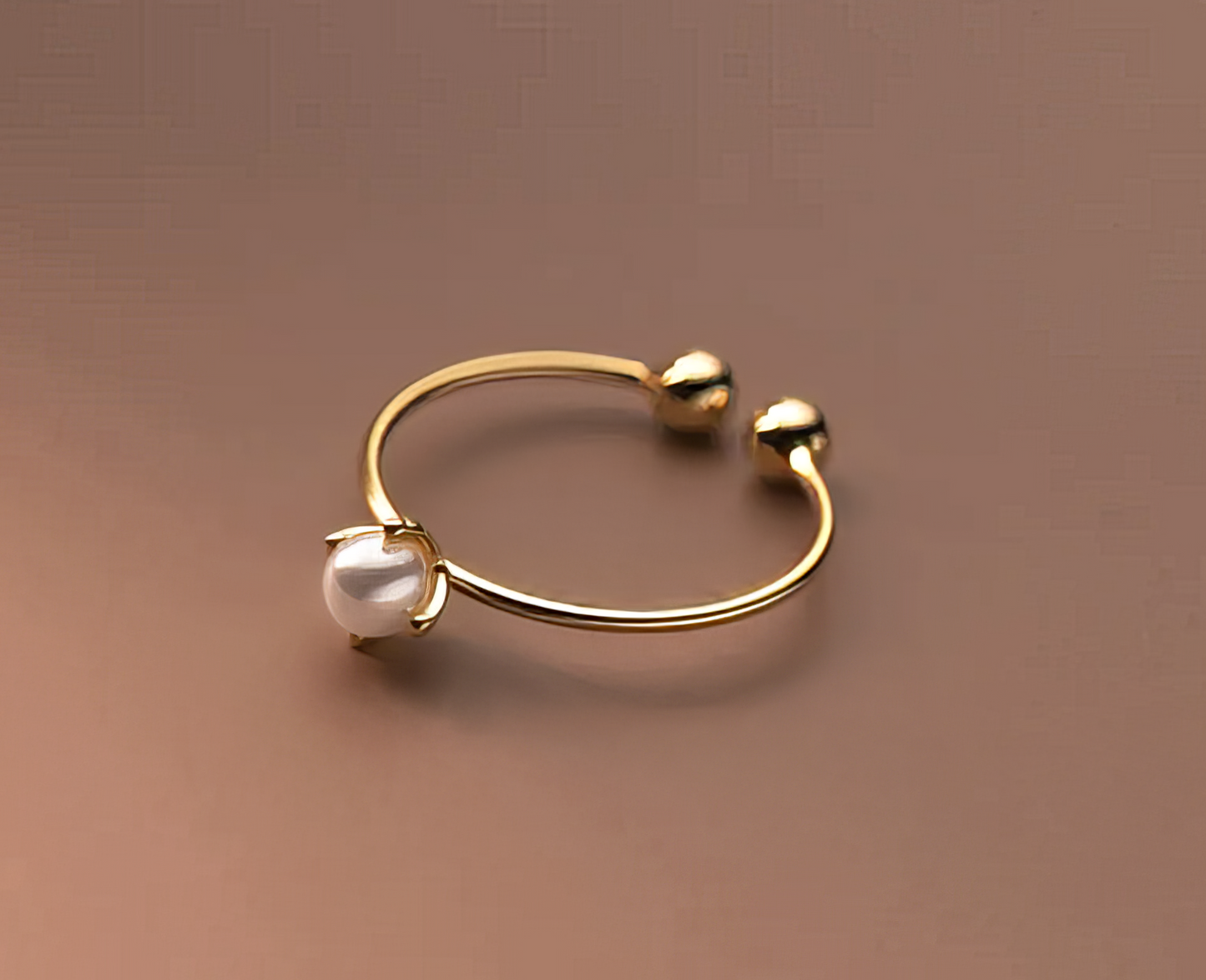 18K Gold Synthetic Pearl Ring