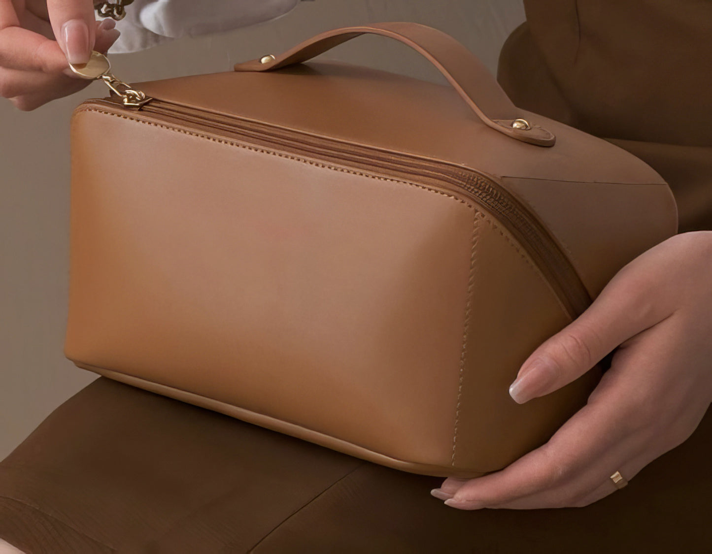 Cosmetic Organizer Bag in Camel