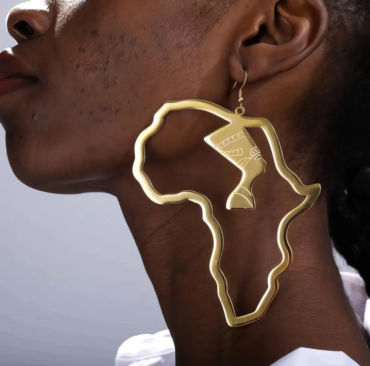 Africa Motherland Earrings in Gold