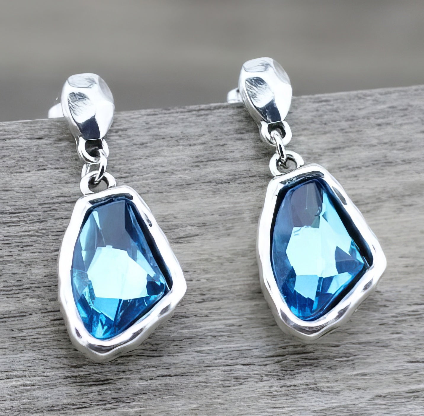 Retro Drop Irregular Boho Crystal Earrings in Blue