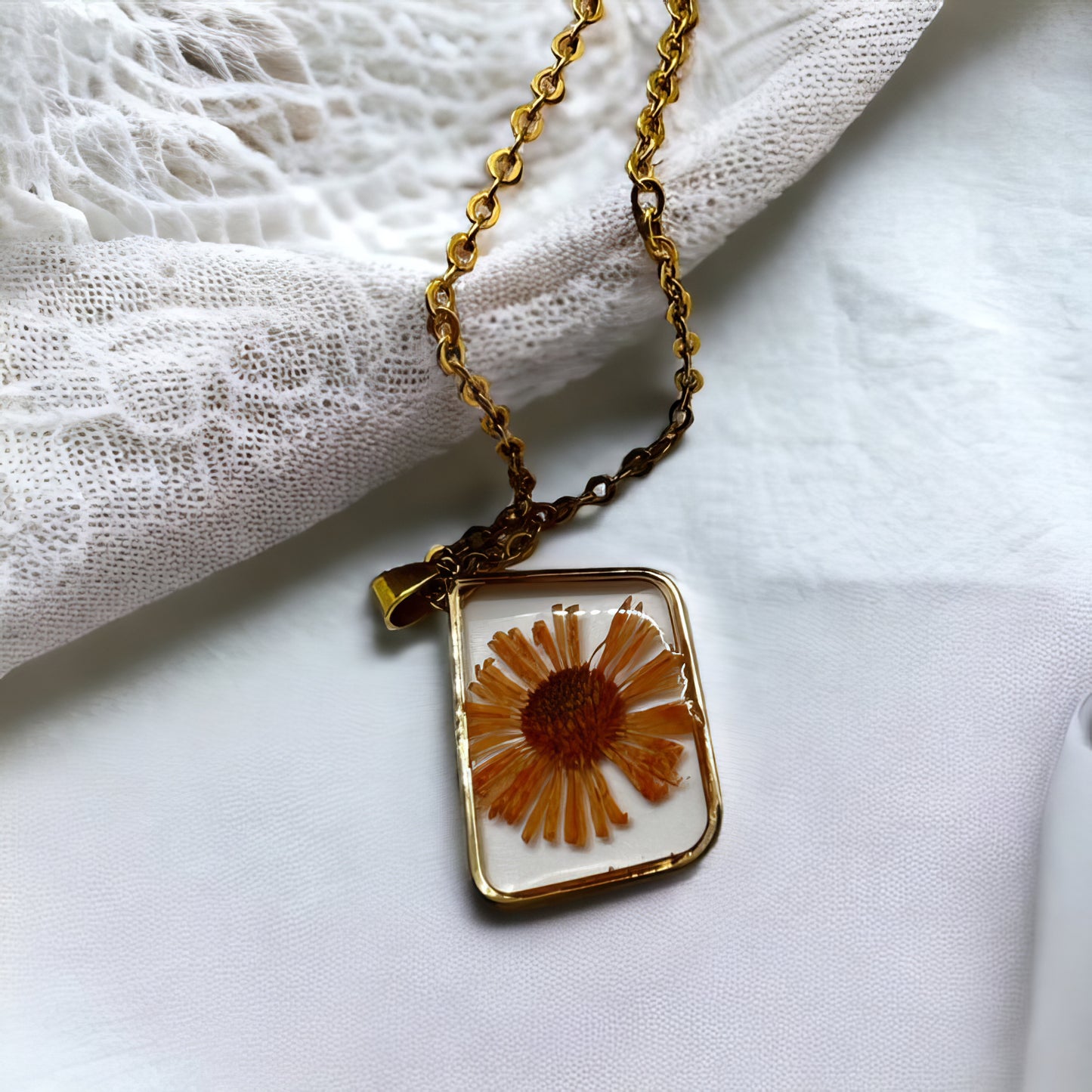 Preserved Fresh Hibiscus Flower Necklace in Peach