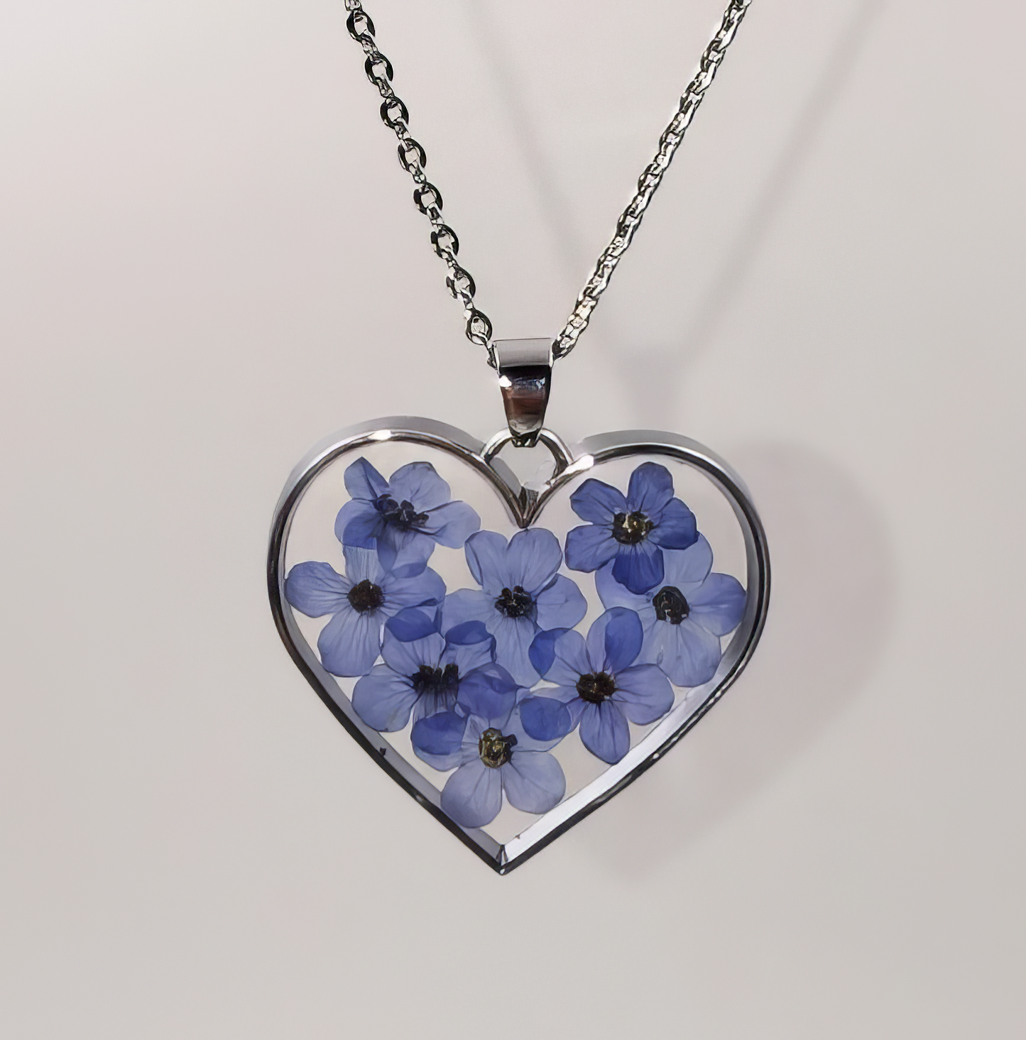 Heart Acrylic Dried Preserved Fresh Flower Necklace in Cornflower Blue