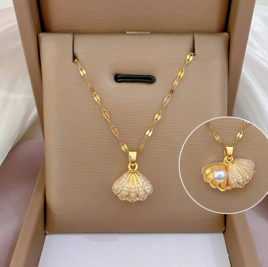 Crystal Shell Hidden Pearl Necklace