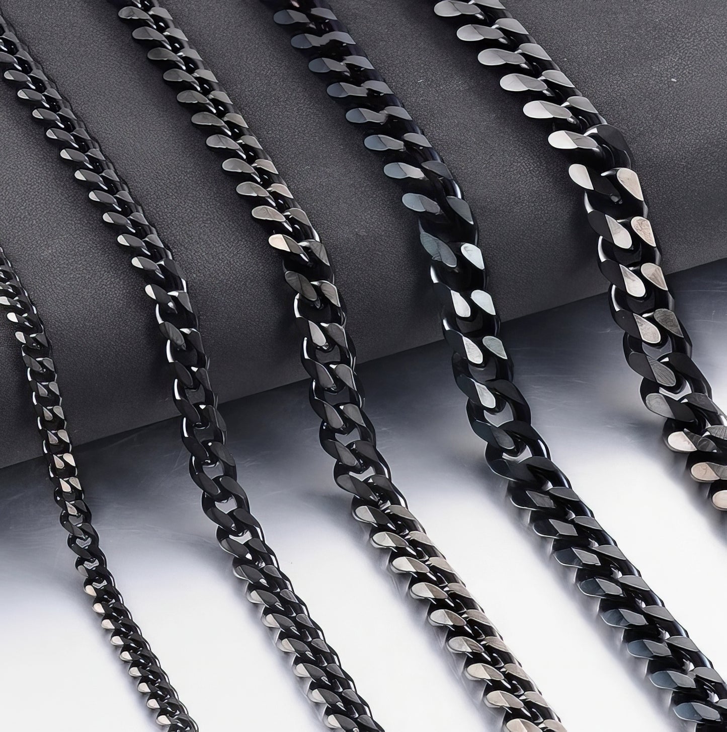 Stainless Steel Curb Link 5mm Chain Necklace in Black