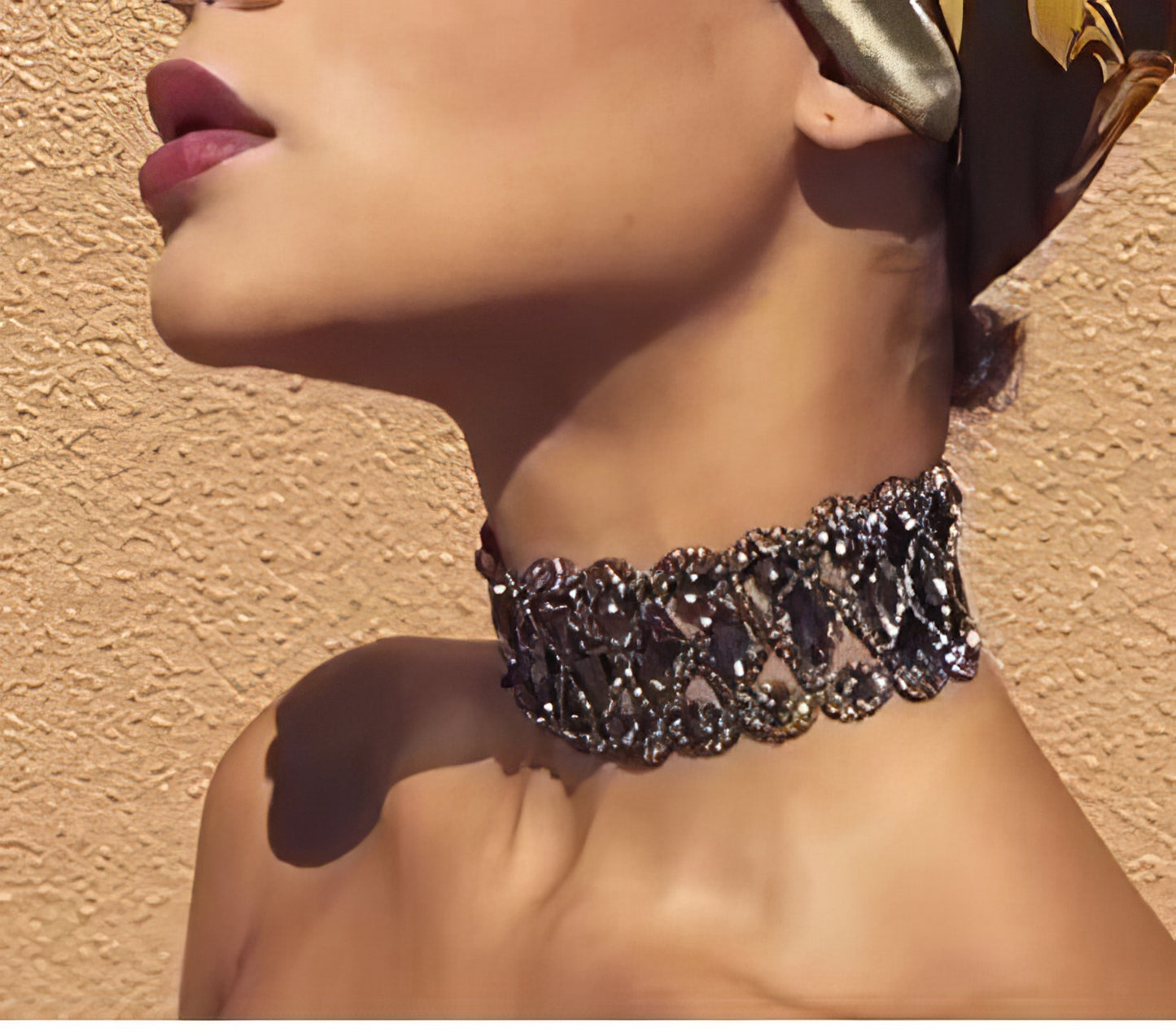 Rhinestone Choker Necklace Statement Necklace in Black