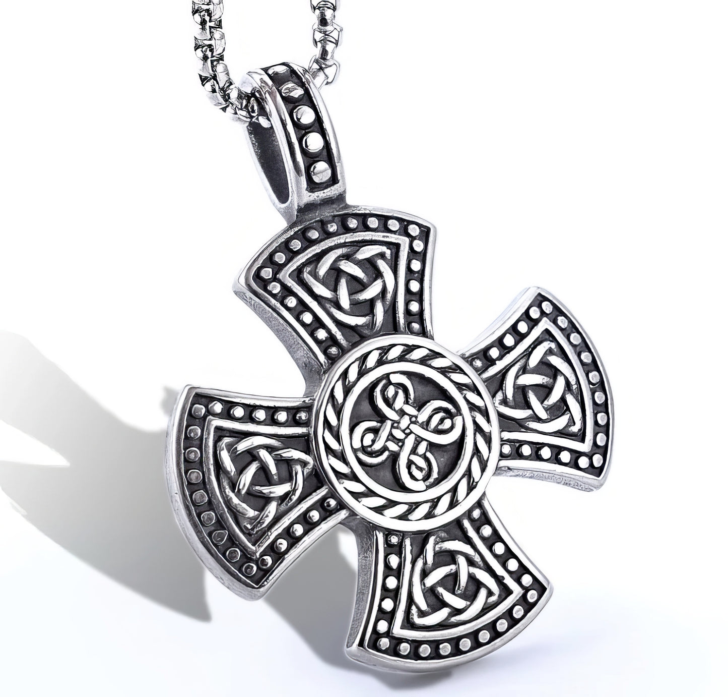 Cross Celtics Irish Stainless Steel Pendant Amulet Necklace in Silver