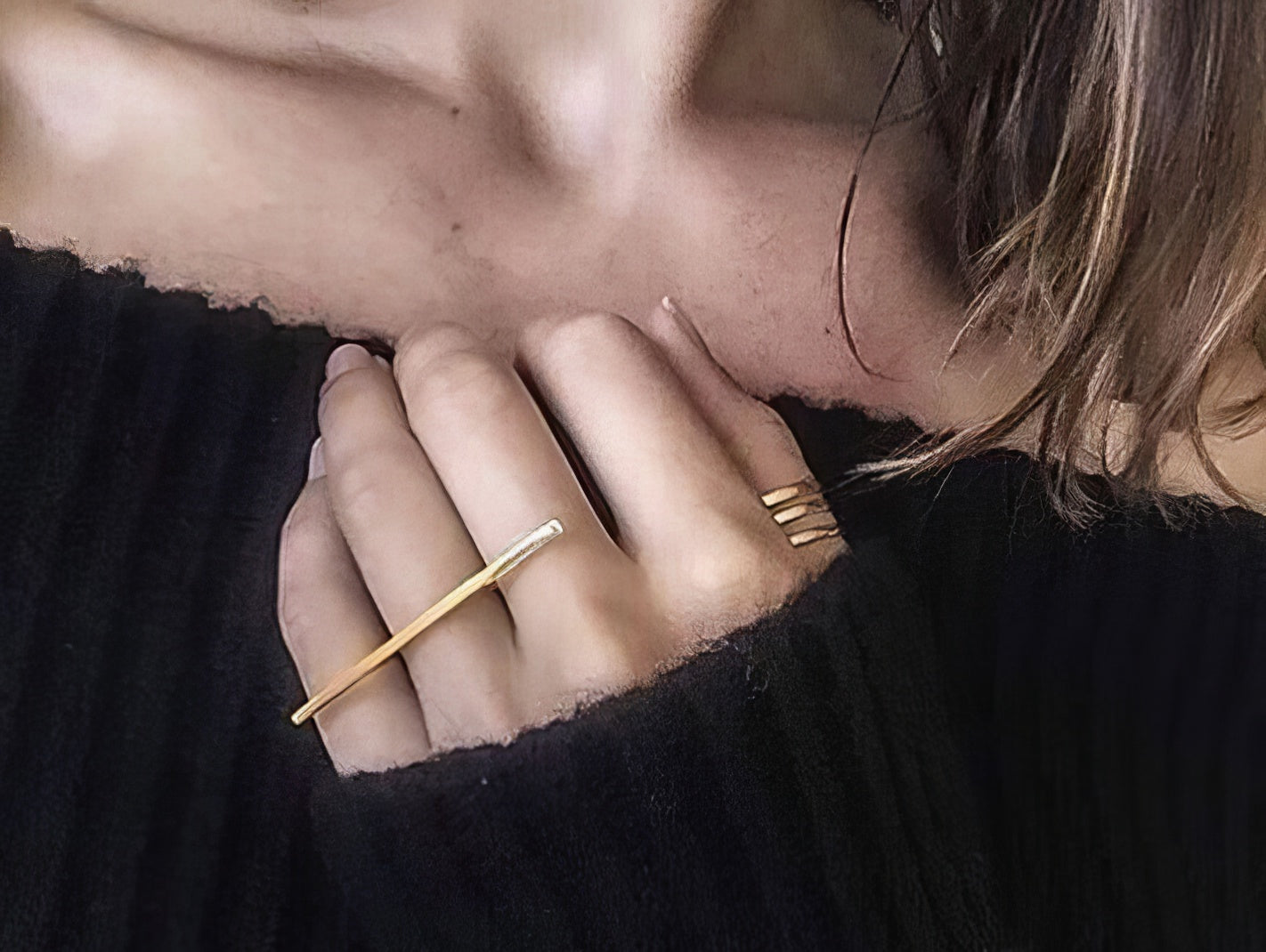 Long Bar One Line Geometric Ring in Gold