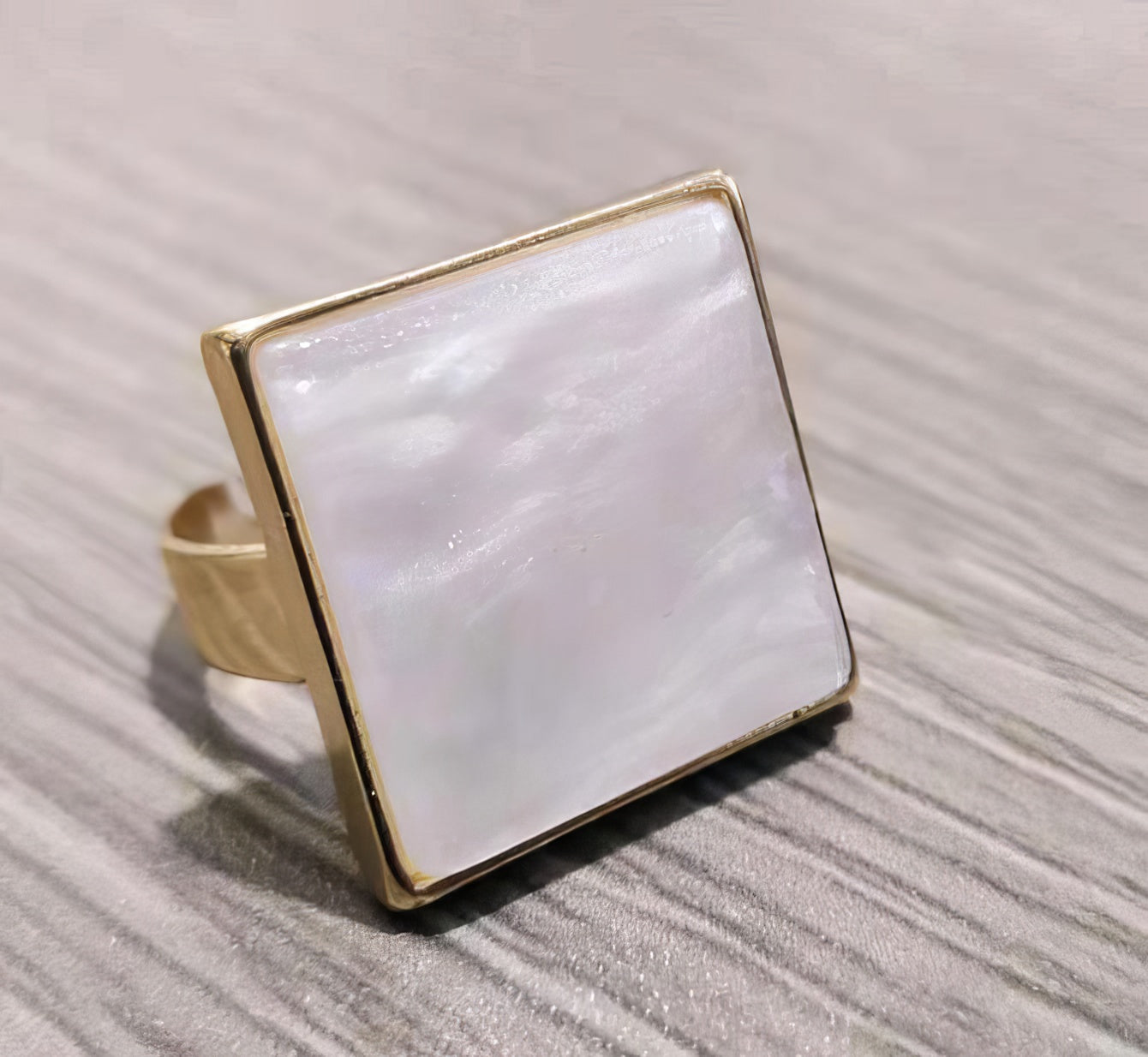 Square Acrylic Geometric Ring in White and Gold