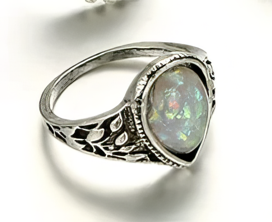 Bohomian Antique Silver Tone Opal Crystal Ring size 7