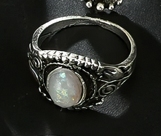 Bohomian Antique Silver Tone Opal Crystal Ring size 6