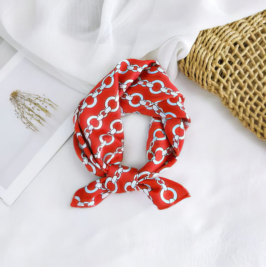 Luxury silk scarf with Chain print in Cardinal and White